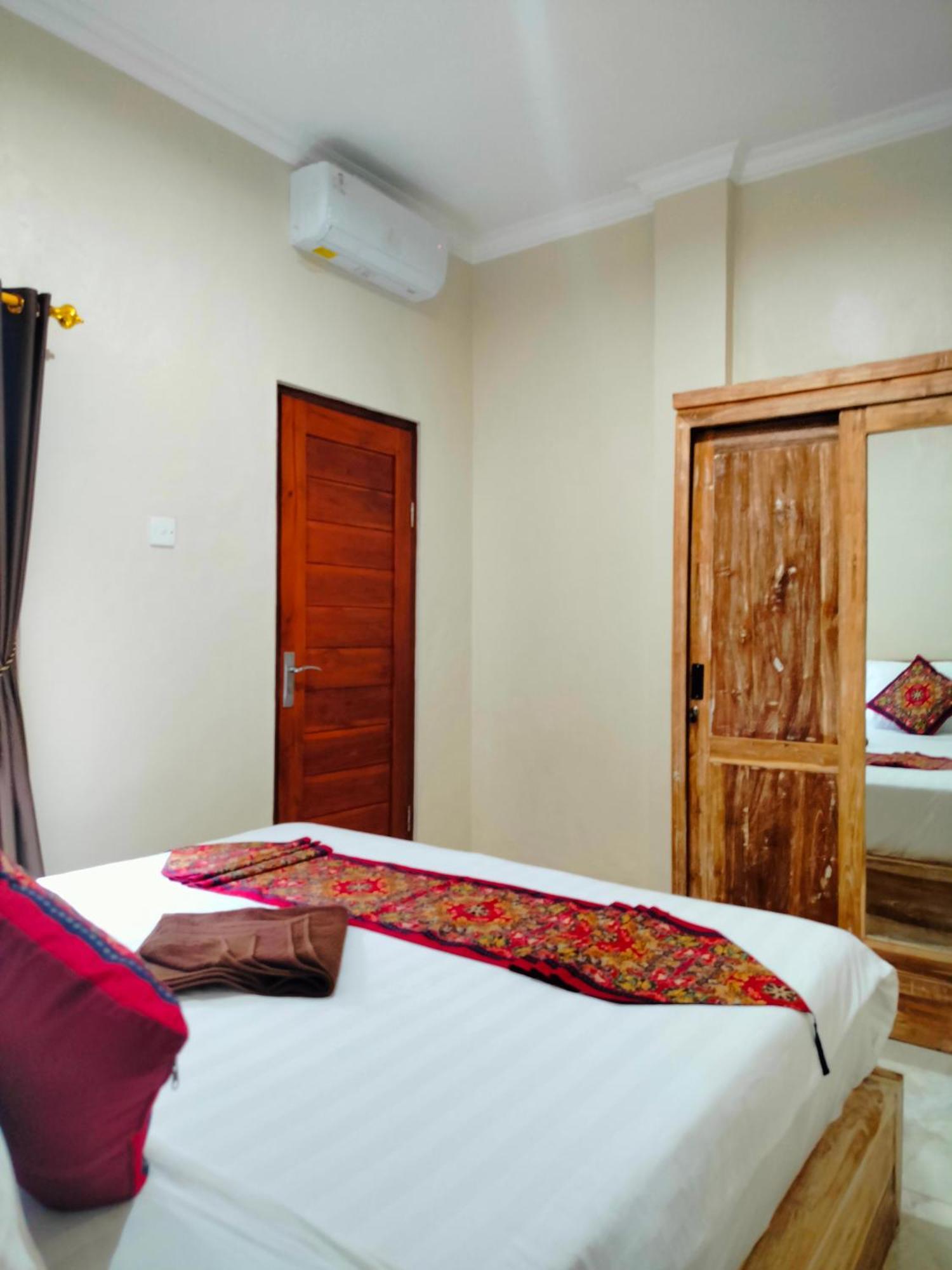 Dika Accommodation Ubud Esterno foto