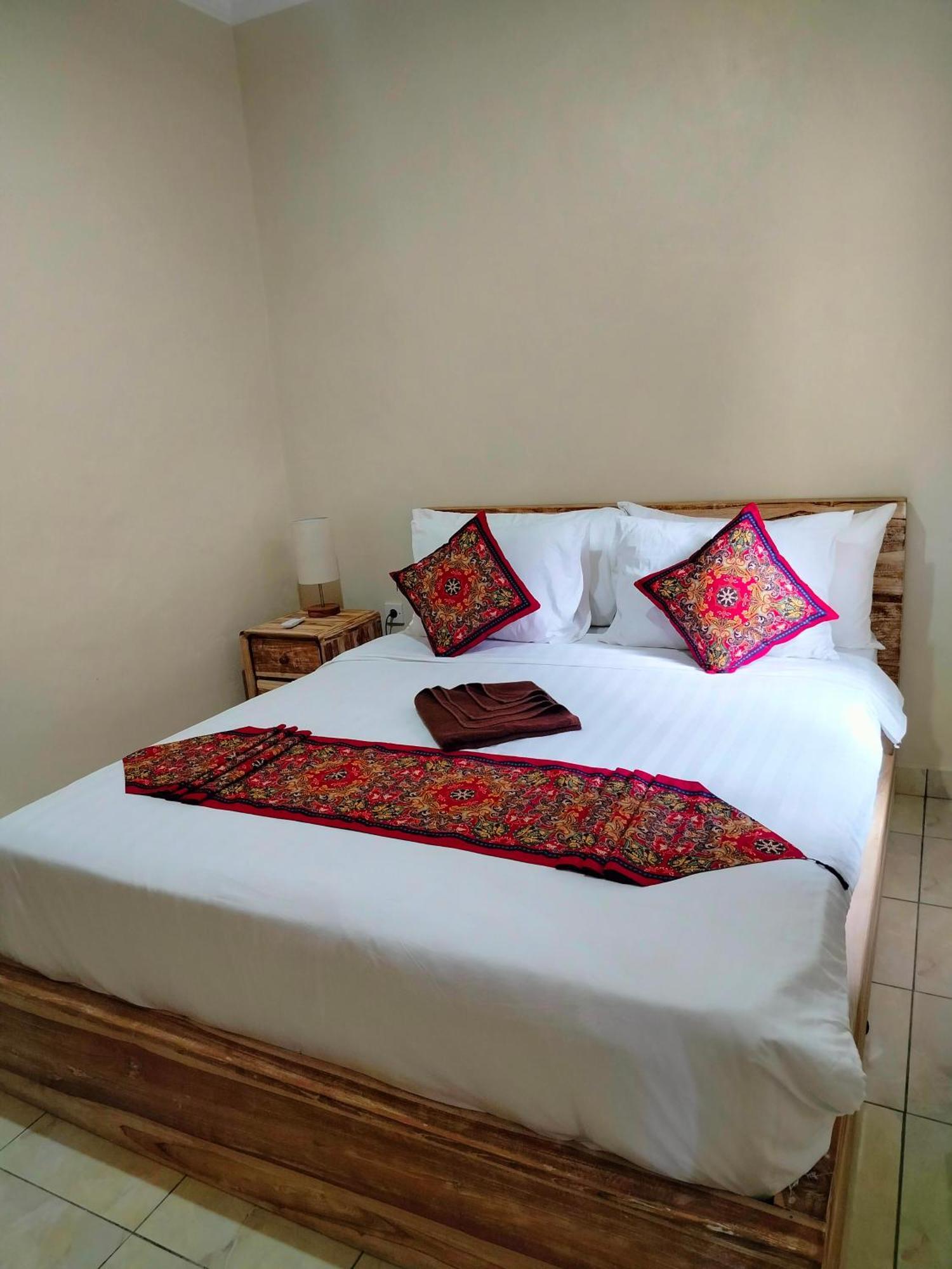 Dika Accommodation Ubud Esterno foto